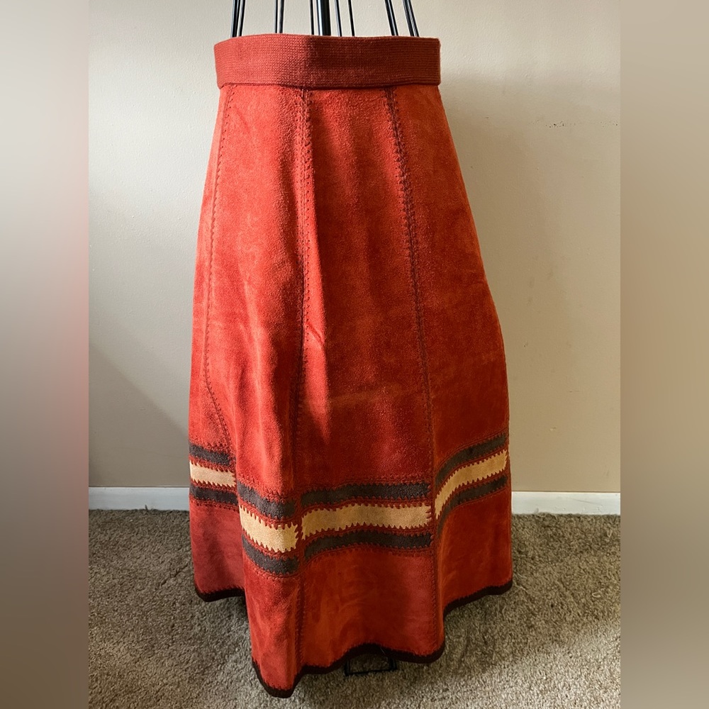 True vintage! boho suede skirt w/ crochet detail